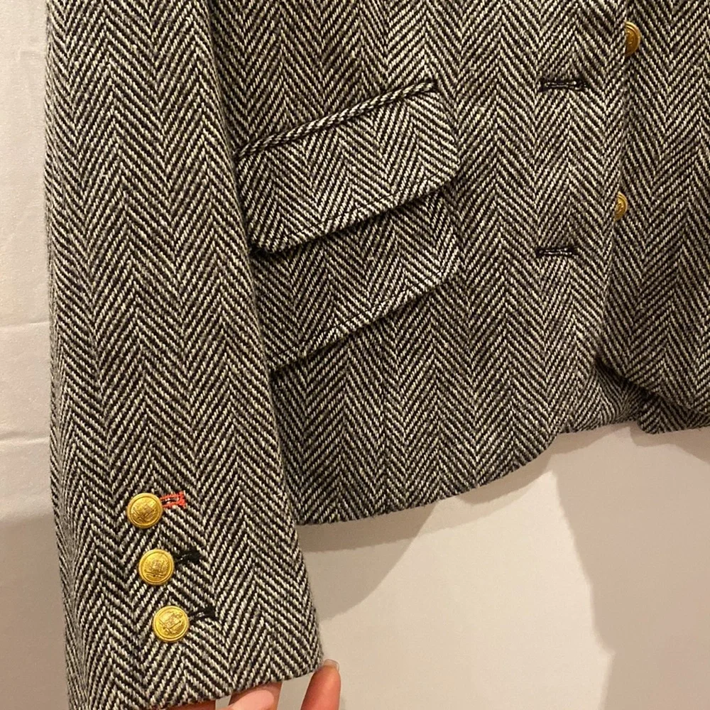 Blazer - Picture 4 of 4